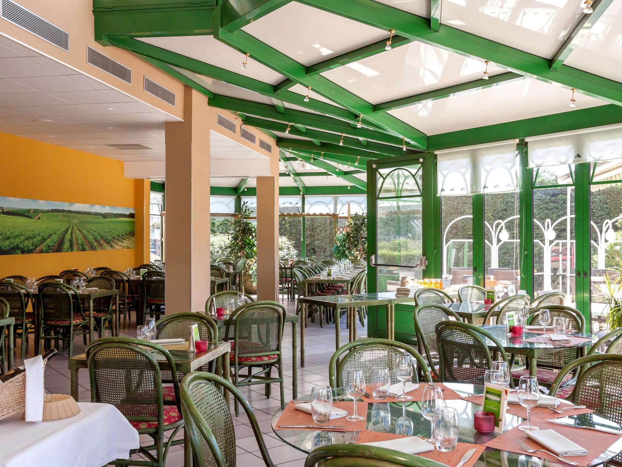 Logis Hotel L'Escargotiere Dijon Sud - Chenôve Exterior foto